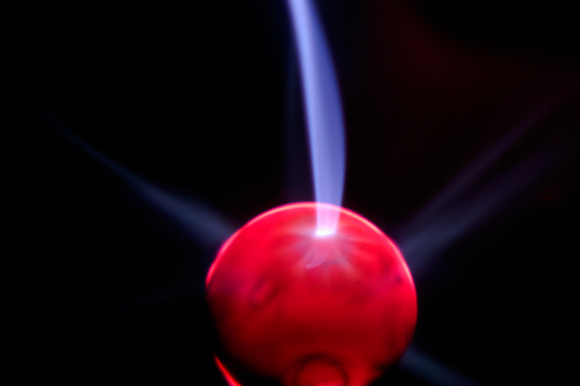 Red Plasma ball / Boule de plasma rouge